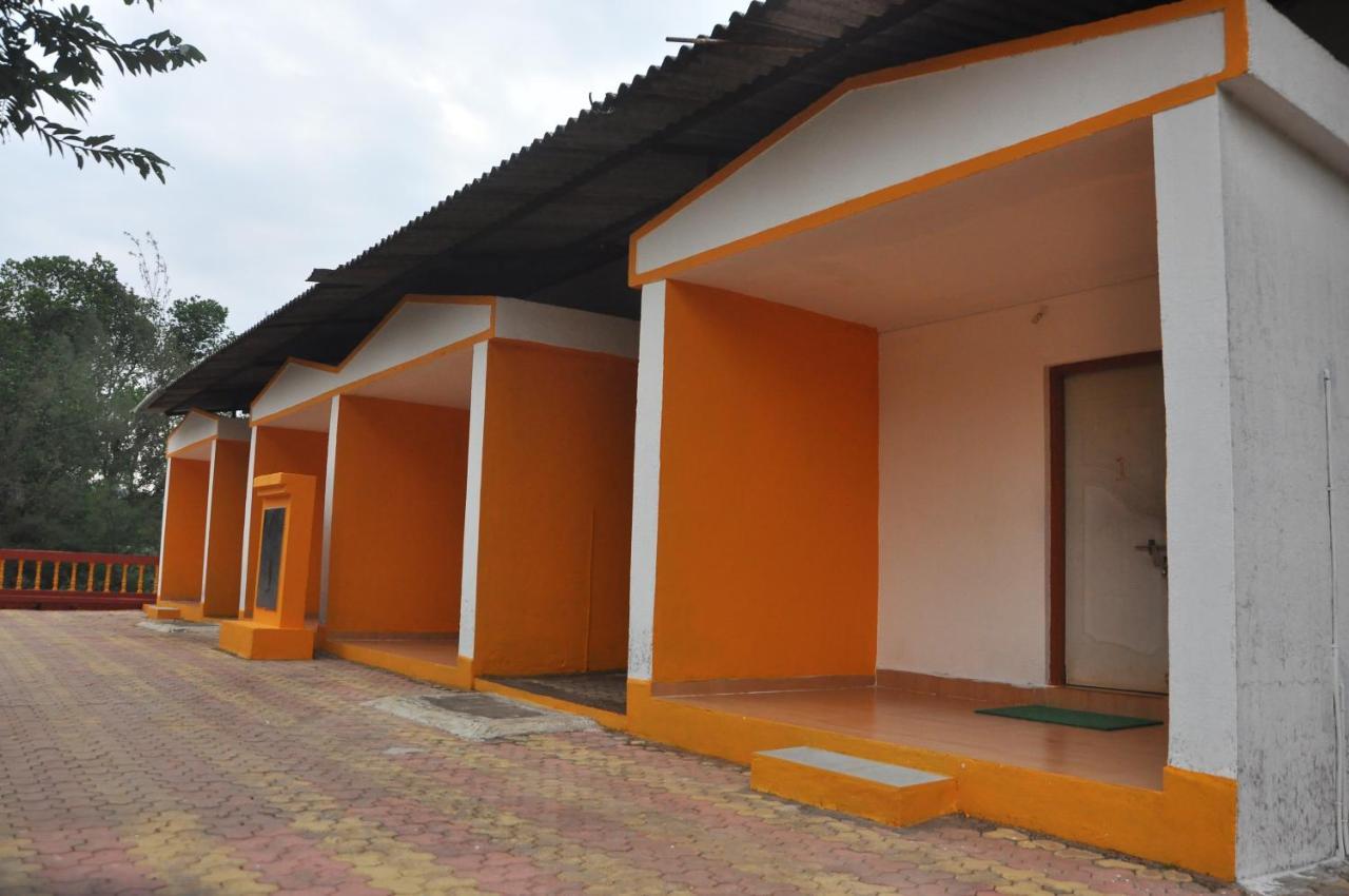 Koynanagar Koyna Lake Resort المظهر الخارجي الصورة