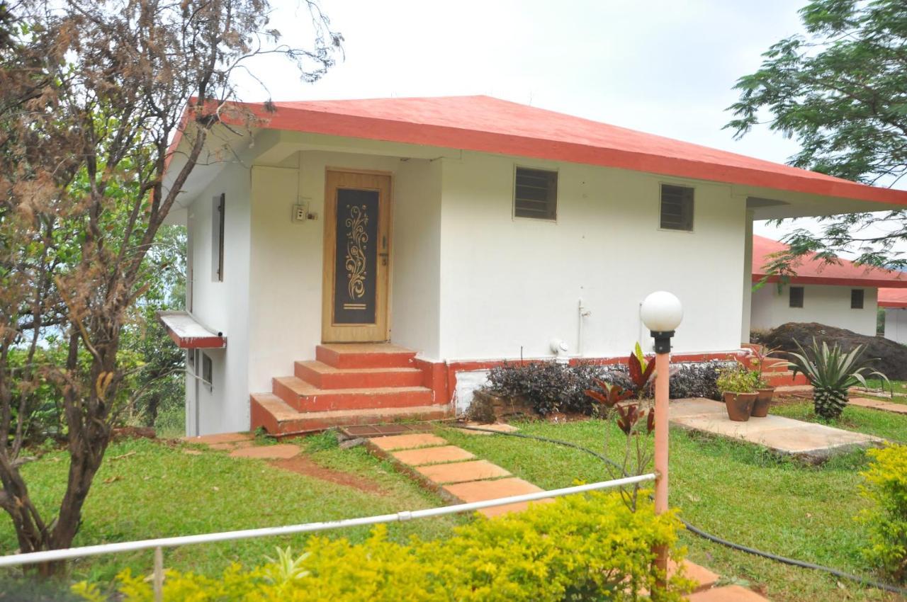 Koynanagar Koyna Lake Resort المظهر الخارجي الصورة
